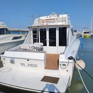 Bed&boat Ii Boatandholiday Com Botel Fano